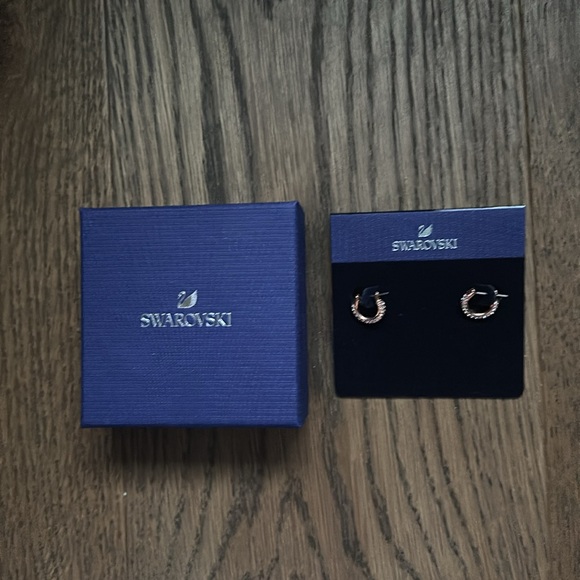 Brand new Swarovski earrings in box - Picture 2 of 2